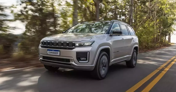 SUV 3 hàng ghế Jeep Commander được nâng cấp, có cả phiên bản bọc thép chống đạn