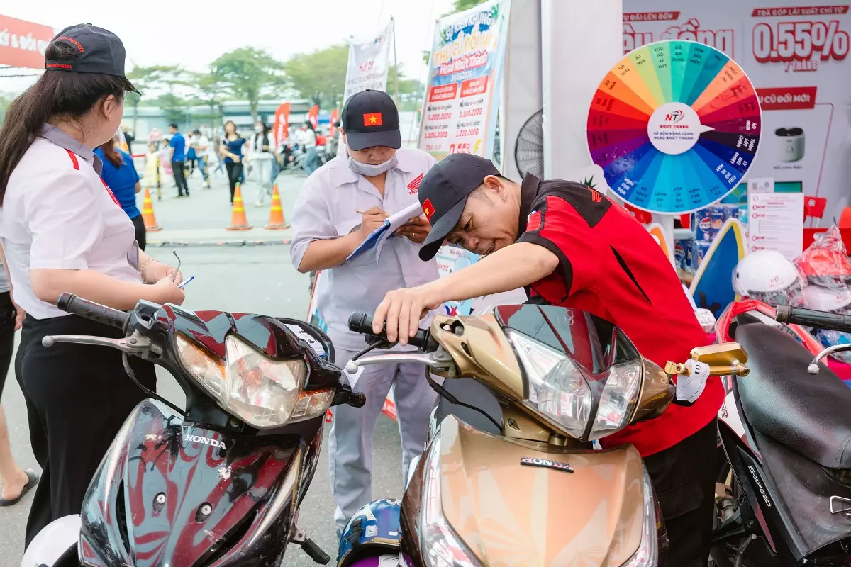 Hơn 5.000 khách hàng tham gia ngày hội Thu cũ – Đổi mới của Honda Việt Nam tại TP.HCM - Ảnh 2. Hơn 5.000 khách hàng tham gia ngày hội Thu cũ – Đổi mới của Honda Việt Nam tại TP.HCM - Ảnh 2.