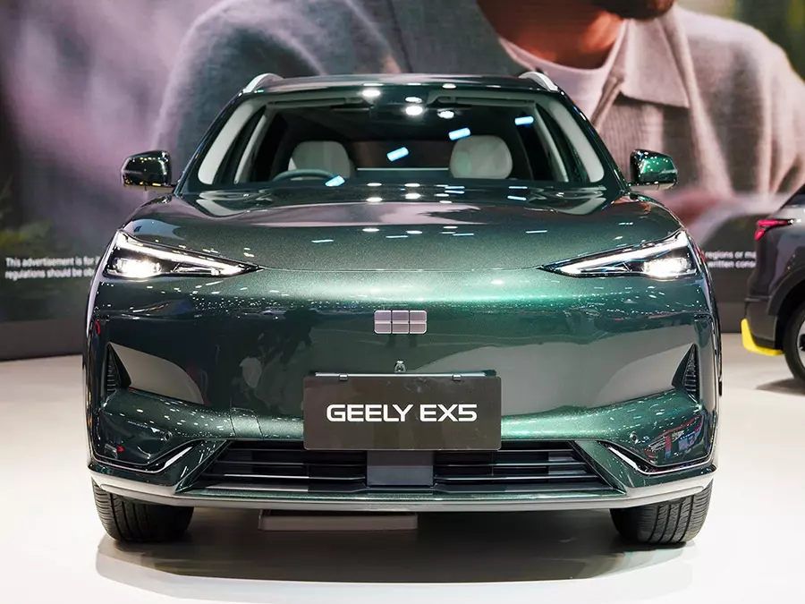 Geely EX5 2026 bản Max dùng pin lớn hơn và có phạm vi di chuyển dài hơn Geely EX5 2026 bản Max dùng pin lớn hơn và có phạm vi di chuyển dài hơn