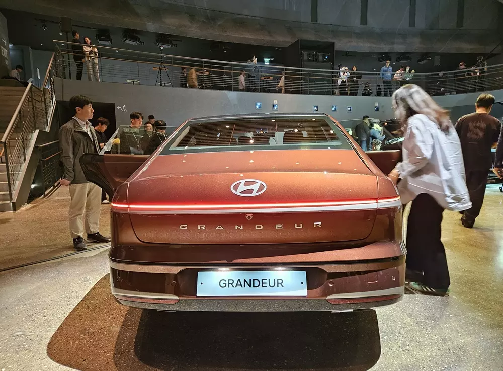 Hyundai Grandeur 2026 vẫn dùng động cơ cũ Hyundai Grandeur 2026 vẫn dùng động cơ cũ
