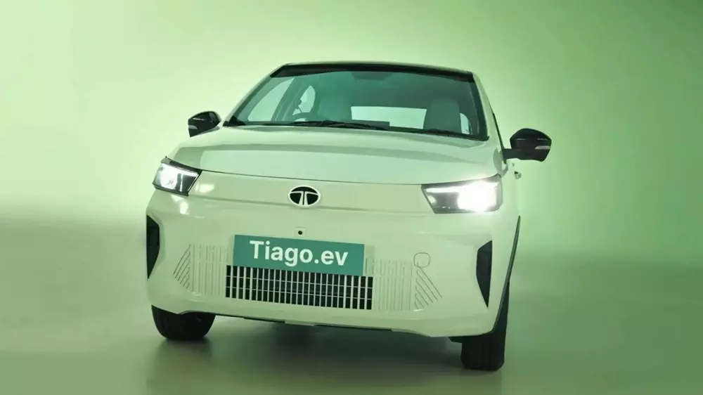 Mẫu xe giá chưa đến 130 triệu đồng của Tata trở lại với diện mạo mang phong cách châu Âu - Ảnh 2. Mẫu xe giá chưa đến 130 triệu đồng của Tata trở lại với diện mạo mang phong cách châu Âu - Ảnh 2.