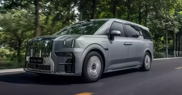 Xác nhận danh tính của 2 mẫu xe Zeekr sẽ bán ở Việt Nam trong năm nay, có đối thủ của Toyota Alphard