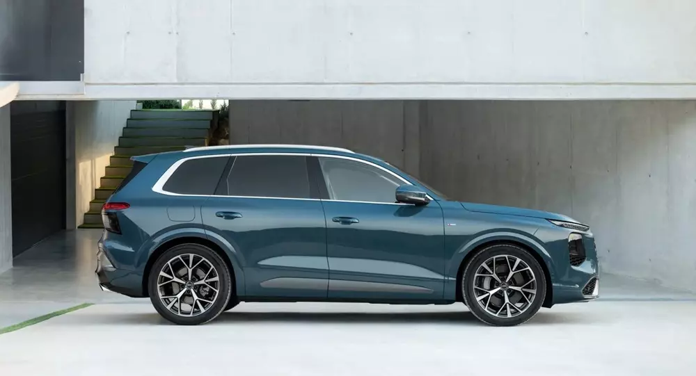 Audi Q7 2026 sở hữu chiều dài cơ sở 3.000 mm Audi Q7 2026 sở hữu chiều dài cơ sở 3.000 mm