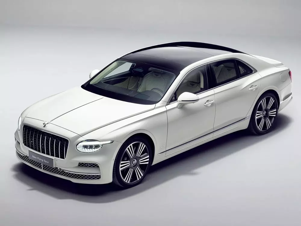 Bentley Flying Spur phiên bản mới trình làng, từ bỏ một thiết kế truyền thống được duy trì từ năm 1962 - Ảnh 3. Bentley Flying Spur phiên bản mới trình làng, từ bỏ một thiết kế truyền thống được duy trì từ năm 1962 - Ảnh 3.