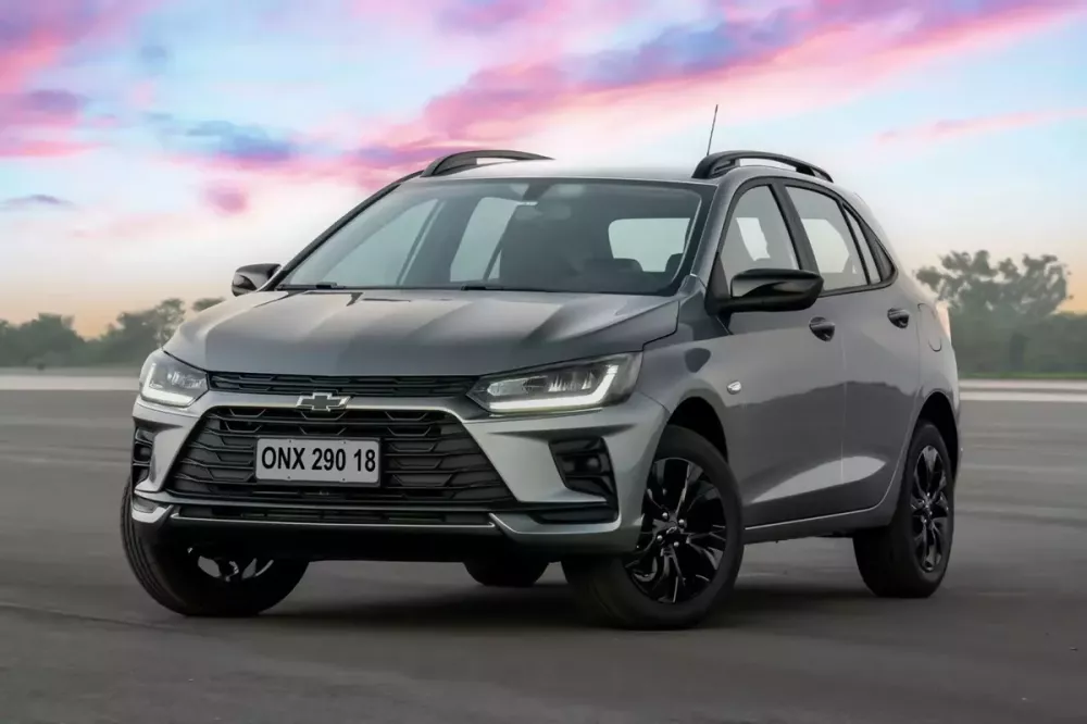 Vén màn Chevrolet Onix Ativ 2027 - SUV cỡ nhỏ với khoảng sáng gầm lớn hơn cả Ford Explorer - Ảnh 1. Vén màn Chevrolet Onix Ativ 2027 - SUV cỡ nhỏ với khoảng sáng gầm lớn hơn cả Ford Explorer - Ảnh 1.