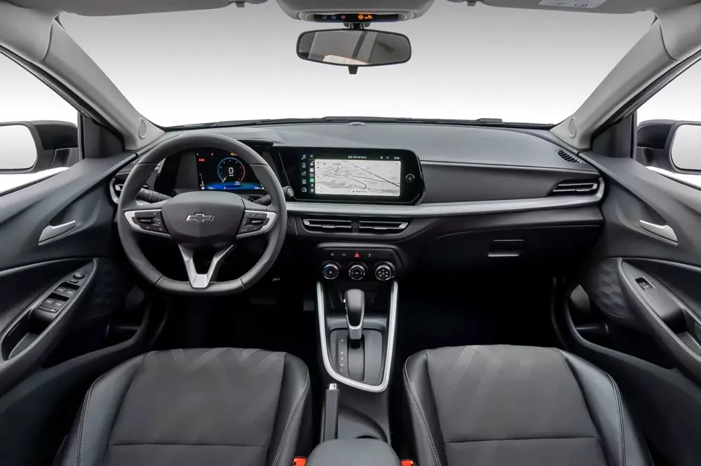 Vén màn Chevrolet Onix Ativ 2027 - SUV cỡ nhỏ với khoảng sáng gầm lớn hơn cả Ford Explorer - Ảnh 4. Vén màn Chevrolet Onix Ativ 2027 - SUV cỡ nhỏ với khoảng sáng gầm lớn hơn cả Ford Explorer - Ảnh 4.