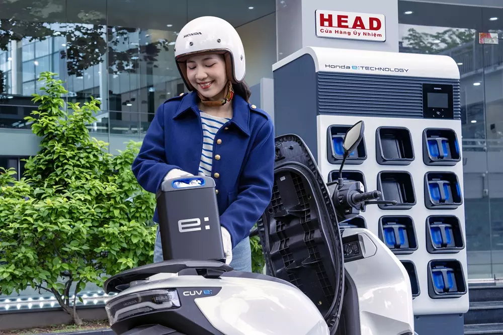 Honda CUV e: có thể sạc pin hoặc đổi pin Honda CUV e: có thể sạc pin hoặc đổi pin