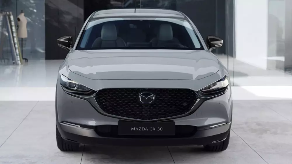 Mazda CX-30 2027 ra mắt, được trang bị đèn pha Matrix LED "xịn sò" hơn và vẫn có hộp số sàn - Ảnh 5. Mazda CX-30 2027 ra mắt, được trang bị đèn pha Matrix LED "xịn sò" hơn và vẫn có hộp số sàn - Ảnh 5.