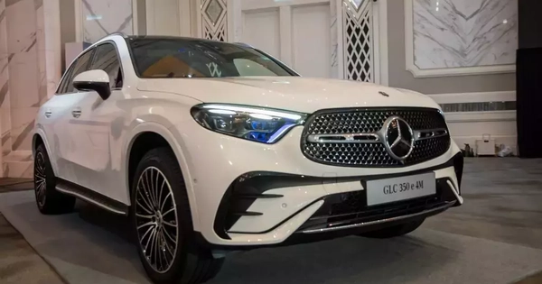 Mercedes-Benz GLC chạy 130 km mà không tốn xăng được nhận cọc ở Việt Nam, giá khoảng 3 tỷ đồng