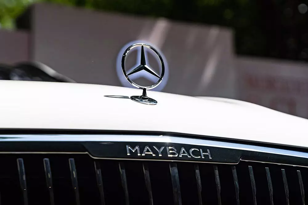mercedes-maybach-gls-480-4matic-2027-13-450e Ngắm hình ảnh "bằng xương, bằng thịt" của Mercedes-Maybach GLS 480 4Matic 2027 mới ra mắt Việt Nam - Ảnh 12.