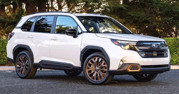 Subaru: Forester 2.5L tại Việt Nam không bị lỗi cửa sổ trời