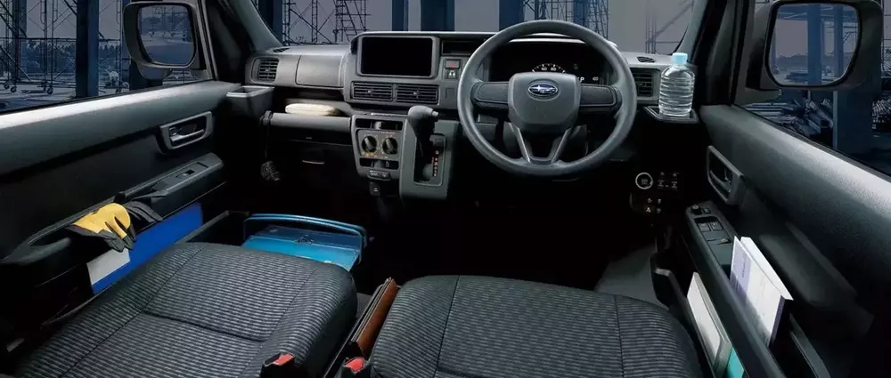 Khoang lái của Subaru Sambar Van 2026