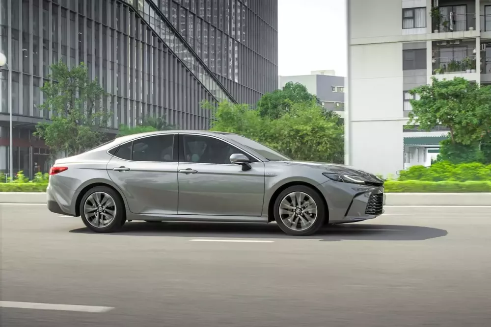 Top 10 ô tô bán kém nhất Việt Nam tháng 5/2026: Toyota Camry xuất hiện, thế chỗ cho Corolla Altis - Ảnh 4. Top 10 ô tô bán kém nhất Việt Nam tháng 5/2026: Toyota Camry xuất hiện, thế chỗ cho Corolla Altis - Ảnh 4.