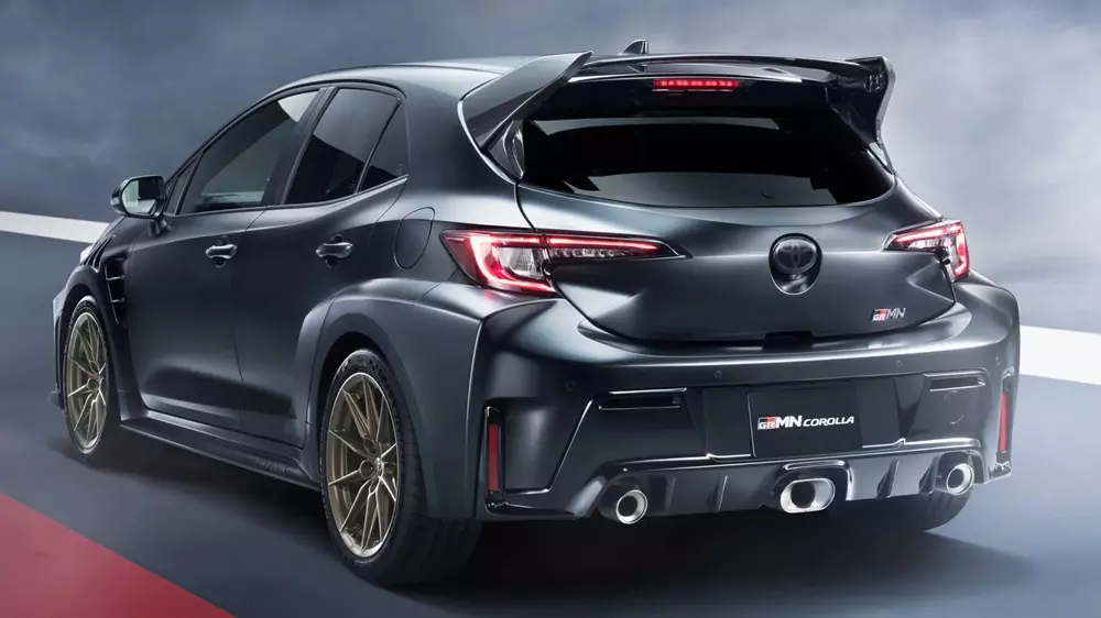 Toyota Corolla ra mắt phiên bản GRMN với khối động cơ "nhỏ nhưng có võ" và nội thất 2 chỗ ngồi - Ảnh 4. Toyota Corolla ra mắt phiên bản GRMN với khối động cơ "nhỏ nhưng có võ" và nội thất 2 chỗ ngồi - Ảnh 4.