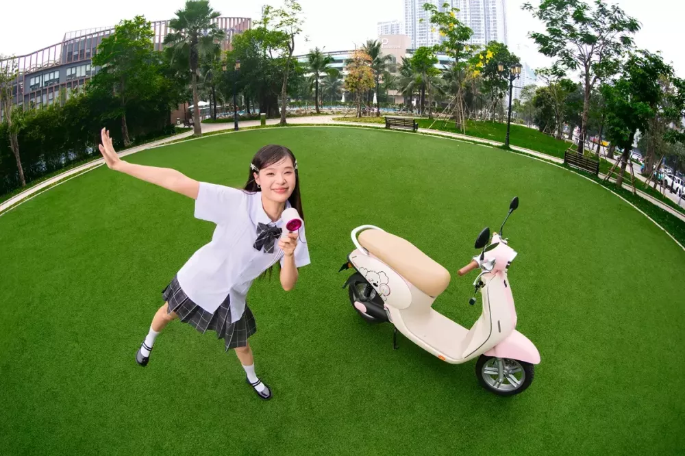 yadae-omee-1-9472 Yadea Omee có kích thước phù hợp với vóc dáng học sinh