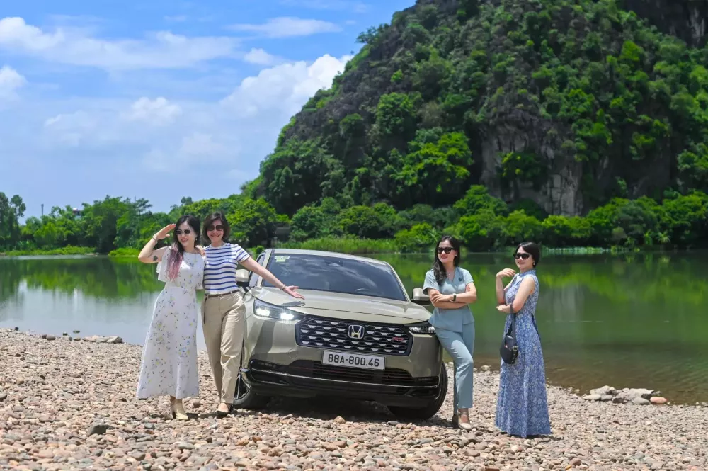 fin-0872-78ed Honda HR-V e:HEV RS – Chiếc Hybrid thực dụng dành cho người thích lái- Ảnh 15.