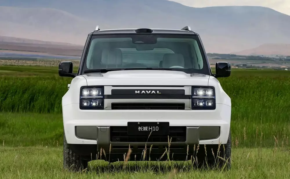 haval-gwm-h10-11-234c Haval GWM H10 có thể chạy 180 km không tốn xăng
