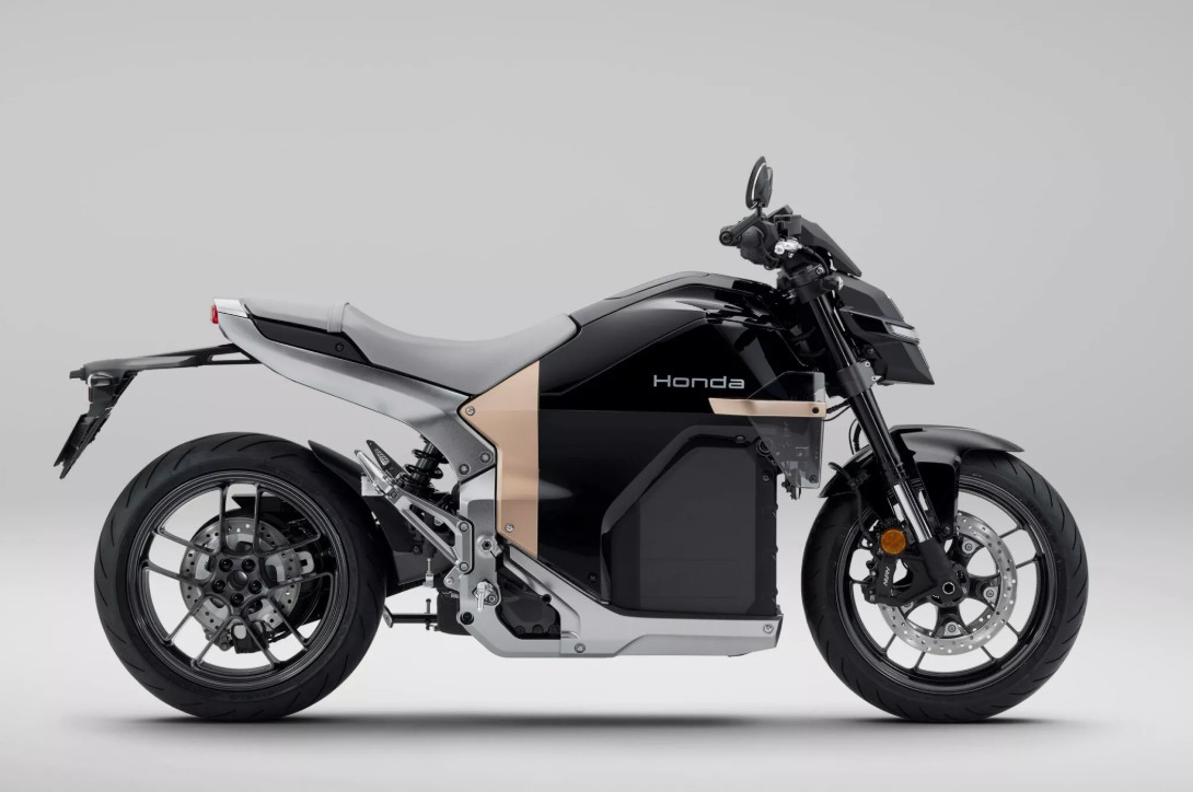 Honda-WN7-a12.jpg Honda-WN7-a12.jpg