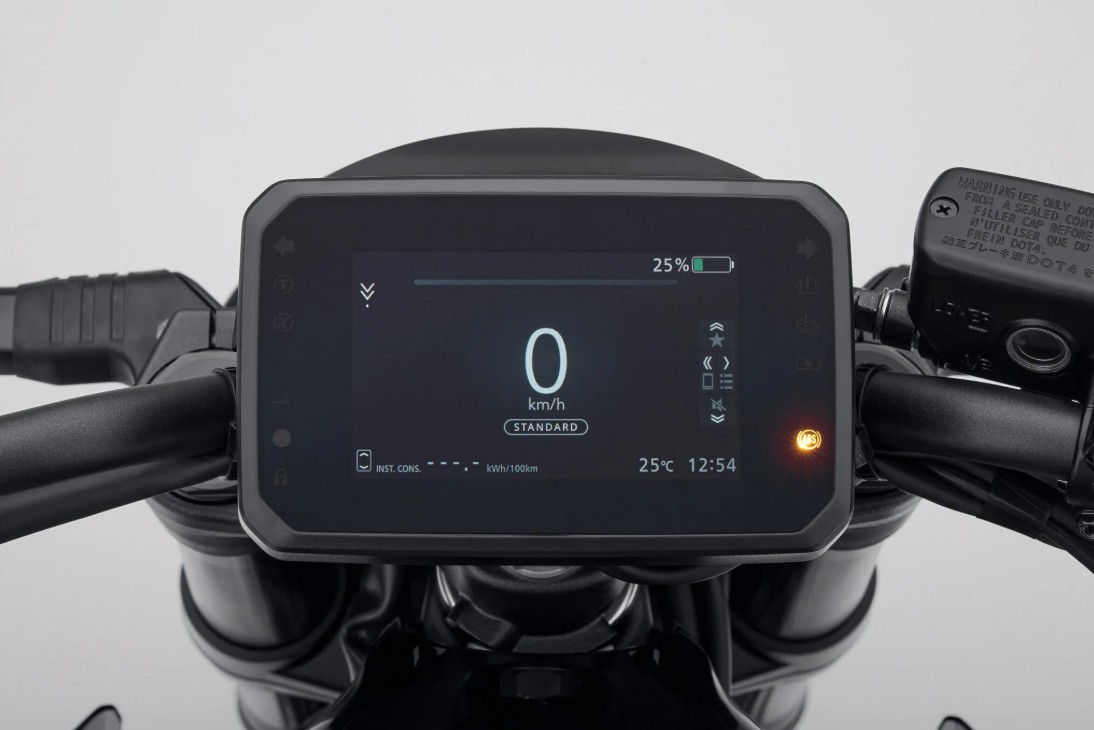Honda-WN7-a4.jpg Honda-WN7-a4.jpg
