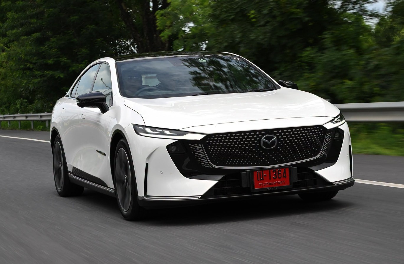 Mazda6e 2026-a1.jpg Mazda6e 2026-a1.jpg