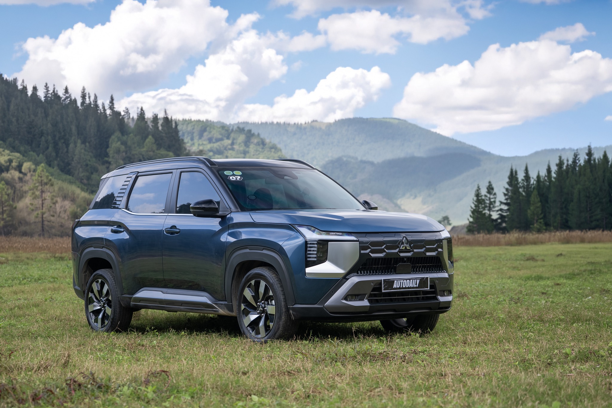 Mitsubishi Destinator _2026 (1).jpg Mitsubishi Destinator _2026 (1).jpg