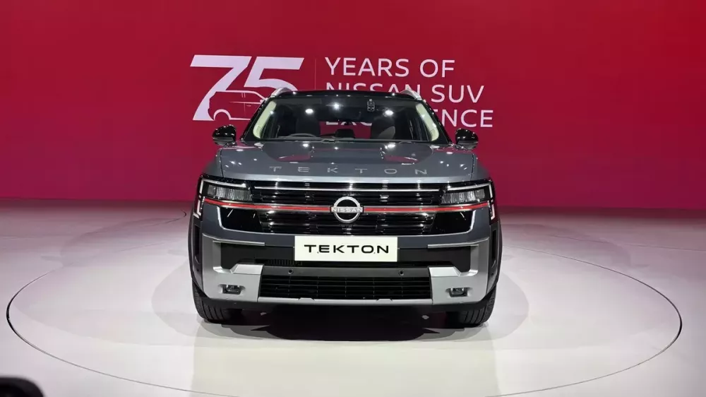 nissan-tekton-1-bd6e Nissan Tekton ra mắt với thiết kế như Patrol thu nhỏ, giá siêu rẻ, cạnh tranh Hyundai Creta - Ảnh 8.