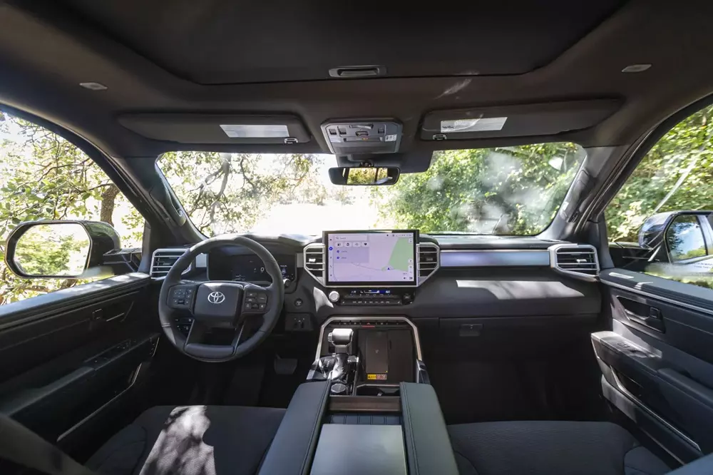 Khoang lái của Toyota Tundra 2027