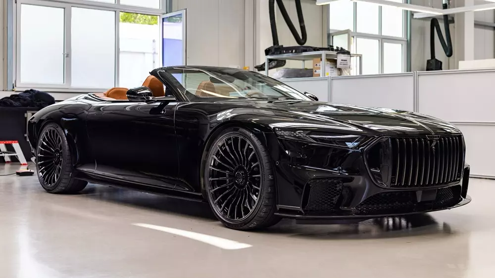 Bodo Cabriolet phiên bản màu đen tuyền