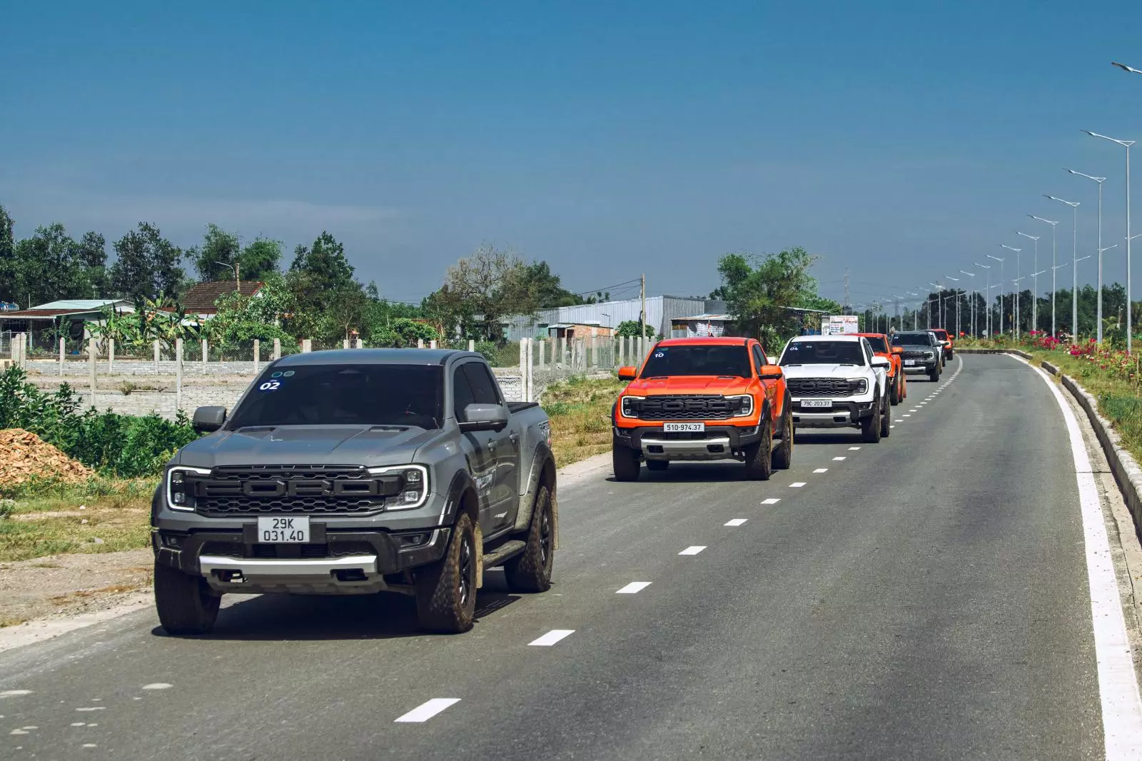 Ford Việt Nam tung loạt ưu đãi tài chính và mở rộng bảo hành cho các dòng xe chủ lực - Ảnh 1.