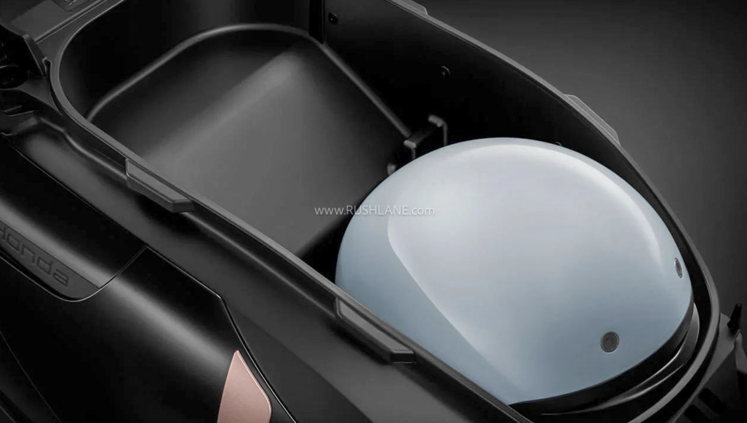 Honda UC3 2026-08-31 lúc 15.17.13.png Honda UC3 2026-08-31 lúc 15.17.13.png