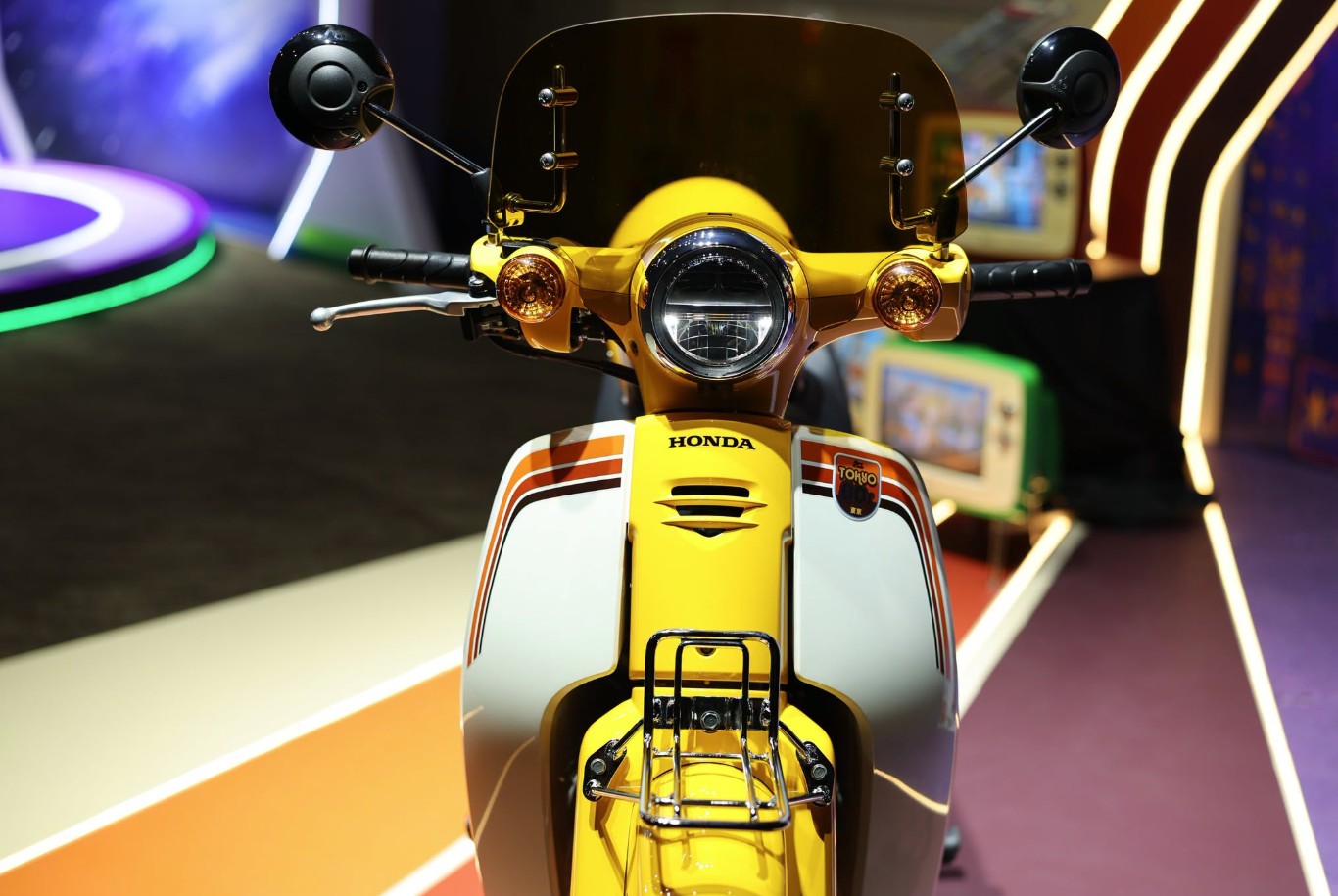 Honda Super Cub 3.jpg Honda Super Cub 3.jpg