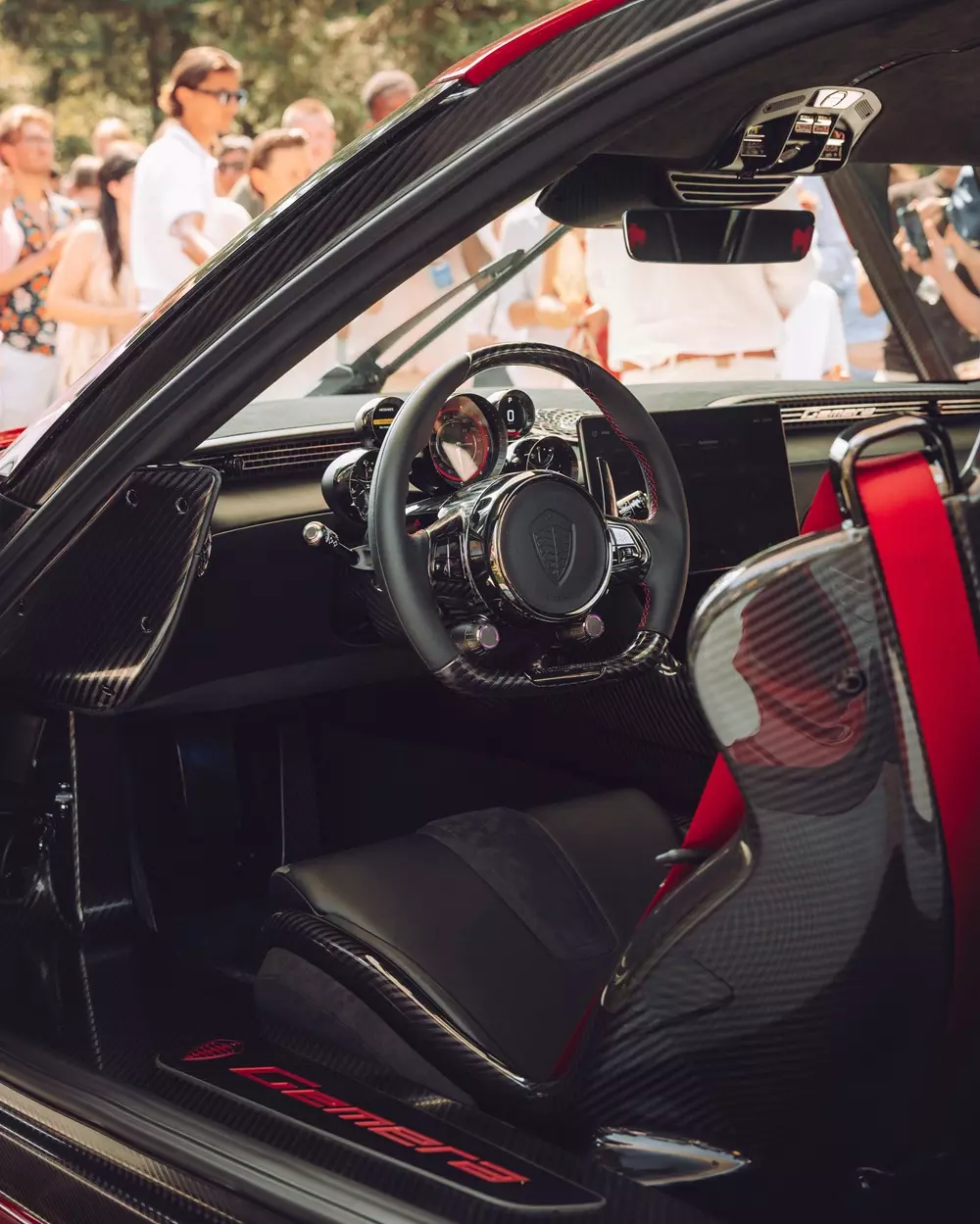 koenigsegg-gemera-2-8f82 Chiếc Koenigsegg Gemera trị giá 3 triệu USD đầu tiên trên thế giới bị đập phá chỉ vài ngày sau khi bàn giao cho chủ nhân - Ảnh 7.
