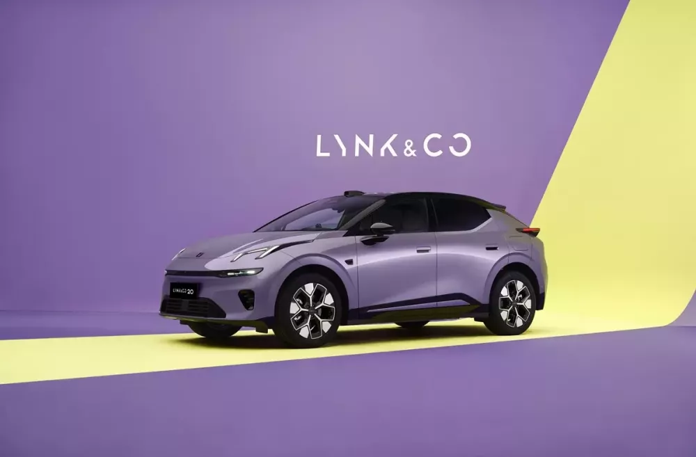 lynk-co-02-2027-3-e600 Lynk & Co 02 2027 màu tím Tử Diên Vĩ