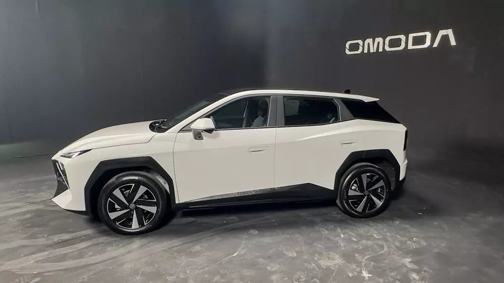 omoda-4-ev-14-4091 Omoda 4 nằm trong phân khúc SUV cỡ B