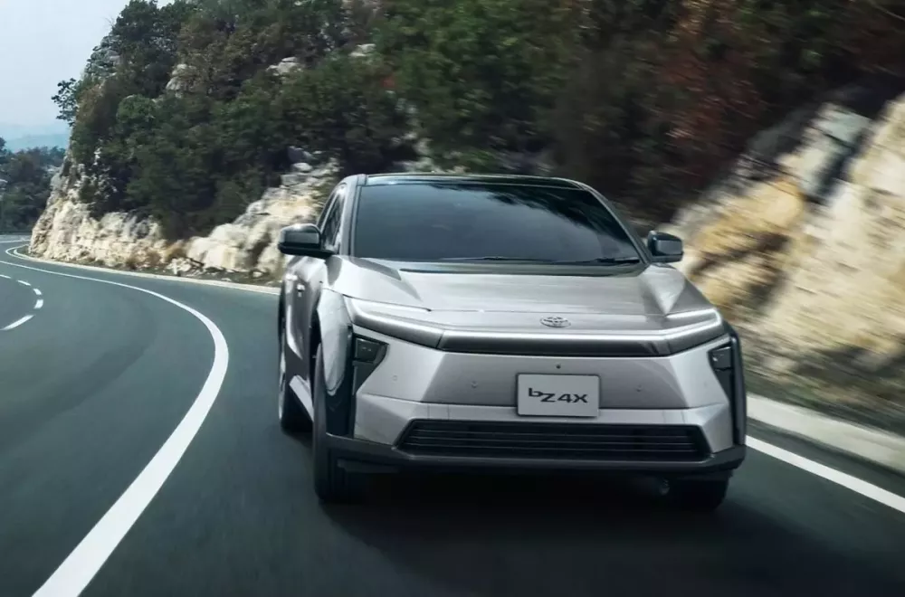 toyota-bz4x-1-ab86 Khách hàng mua mẫu SUV điện này của Toyota được hưởng mức trợ cấp bằng nửa giá xe