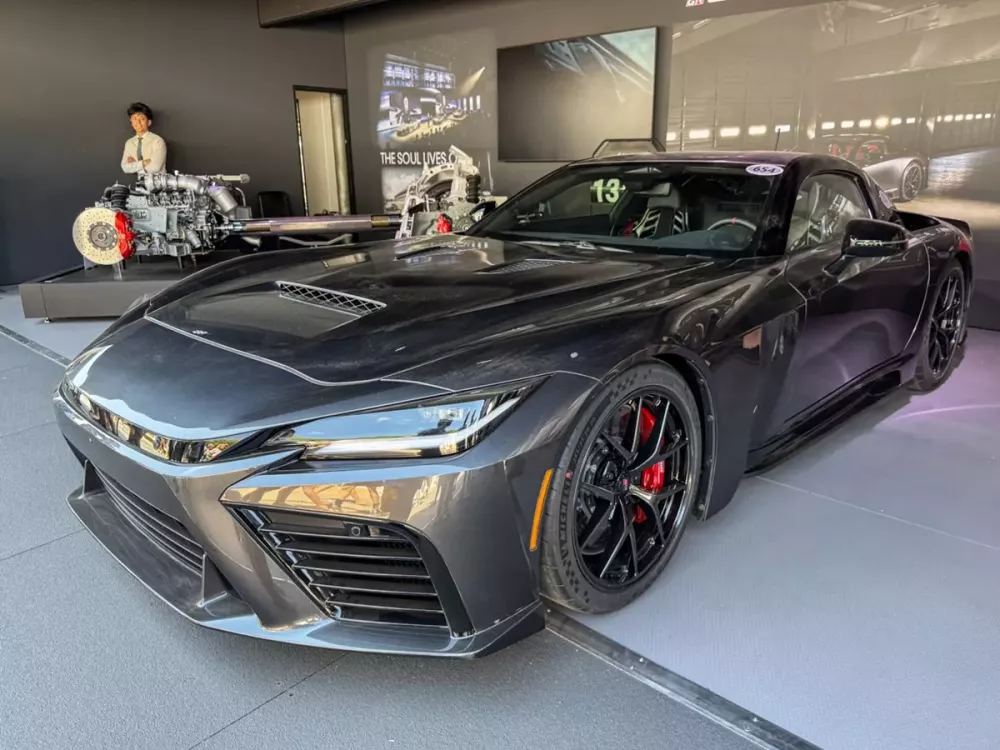 Siêu xe đắt nhất từ trước đến nay của Toyota đã cháy hàng dù chưa được bán ra - Ảnh 2.