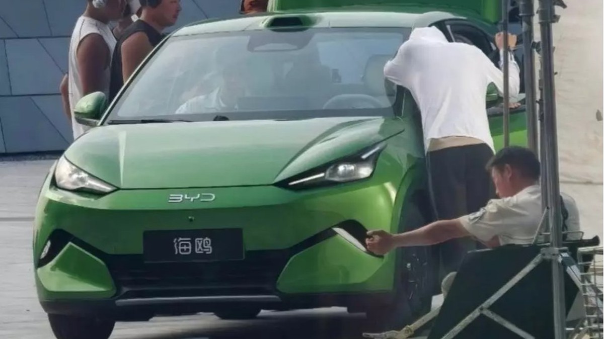 Xe điện giá rẻ BYD Seagull thế hệ mới lộ ảnh “bằng xương, bằng thịt” trước ngày ra mắt
