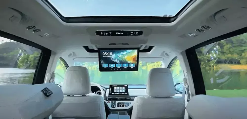 honda-odyssey-2027-1-8501 Honda Odyssey được nâng cấp, bỏ bản tiêu chuẩn không có màn hình - Ảnh 2.