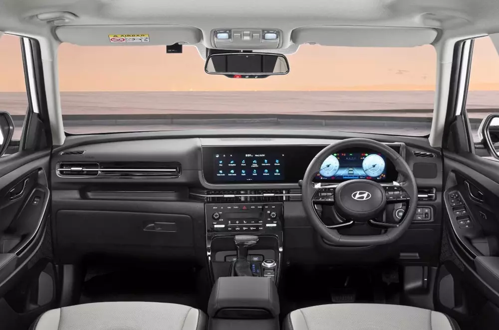 hyundai-creta-lounge-edition-3-63d7 Khoang lái của phiên bản Lounge Edition