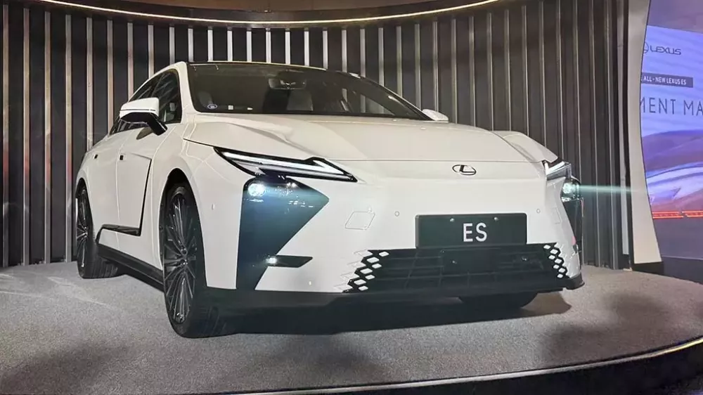 lexus-es-6-48e6 Lexus ES 2027 có giá dự kiến từ 2,58-2,98 tỷ đồng