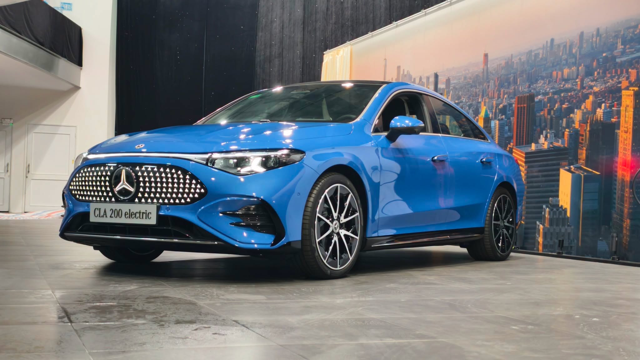 Mercedes CLA .jpeg Mercedes CLA .jpeg
