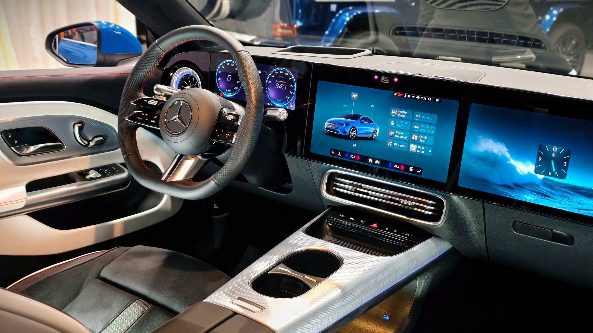 Mercedes CLA 8.jpeg Mercedes CLA 8.jpeg