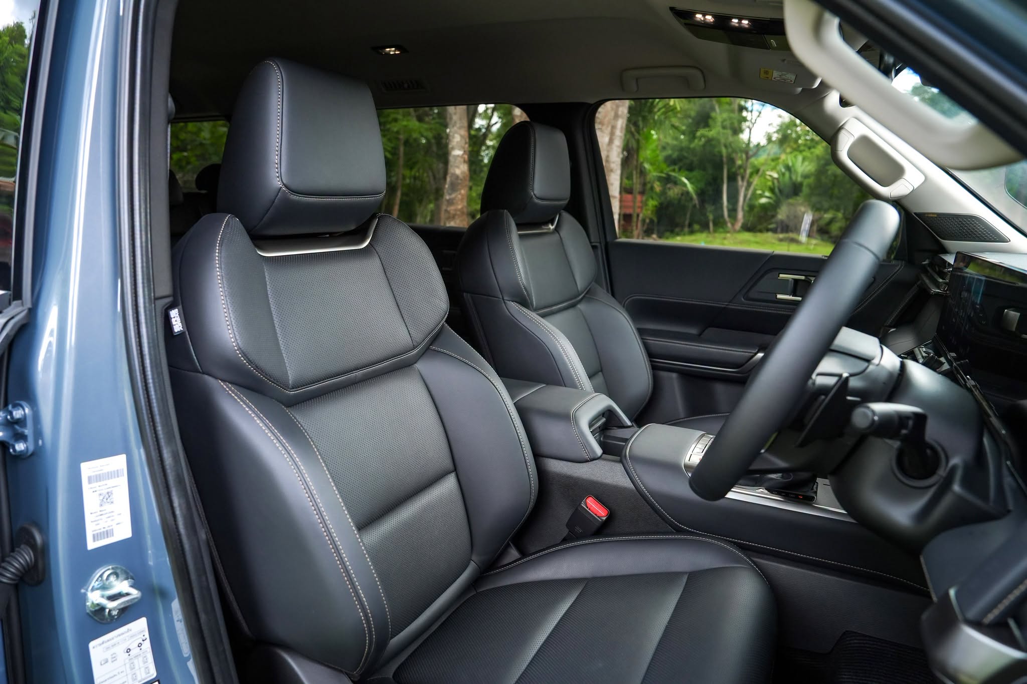 Mitsubishi Pajero GSR 2WD 5.jpg Mitsubishi Pajero GSR 2WD 5.jpg