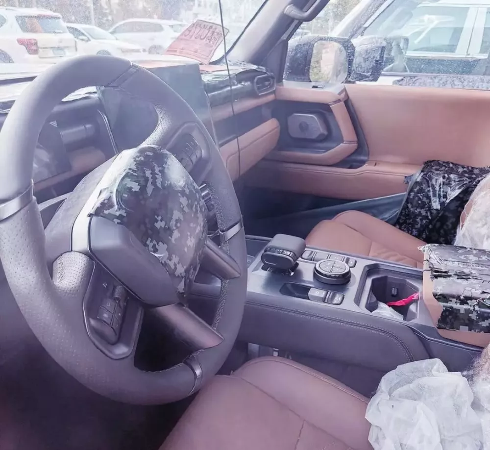 nissan-terrano-3-e532 Nissan Terrano bắt gặp trên đường phố, sẽ bán tại Đông Nam Á như đối thủ của Toyota Fortuner - Ảnh 5.