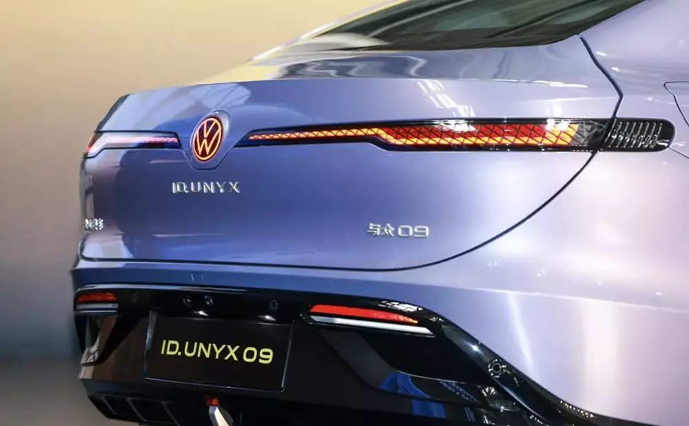volkswagen-id-unyx-09-11-c702 Cận cảnh cụm đèn hậu của Volkswagen ID. Unyx 09