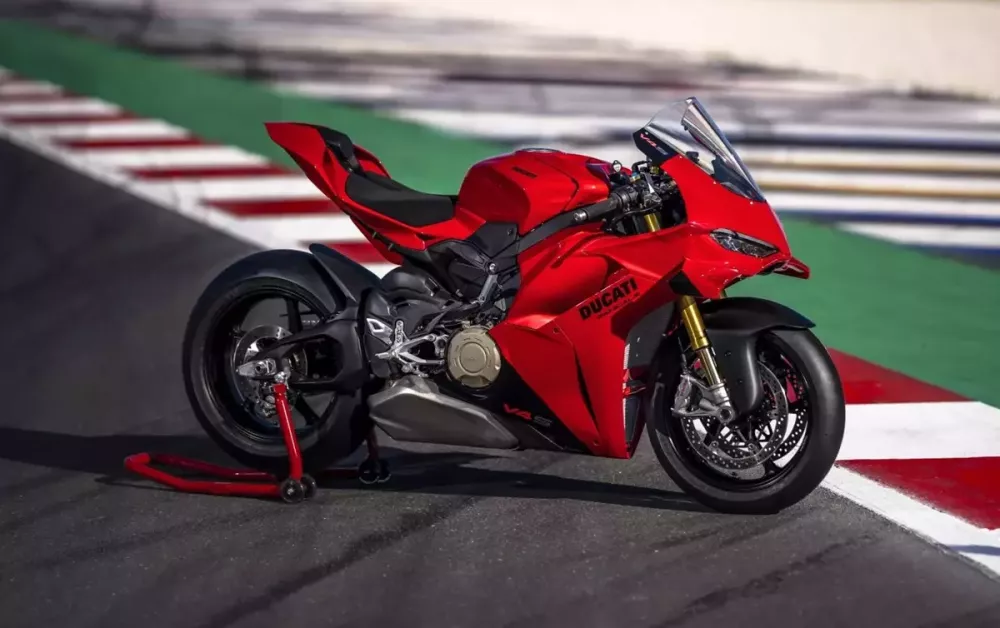 ducati-panigale-v4-2027-2-ba23 Ducati Panigale V4 2027 trình làng với công suất tăng lên 218 mã lực và khung gầm tinh chỉnh - Ảnh 2.