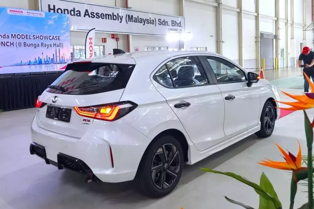 honda-city-hatchback-2026-6e8c Honda City Hatchback 2026 chính thức ra mắt với giá cao hơn phiên bản sedan, trang bị tương tự - Ảnh 8.