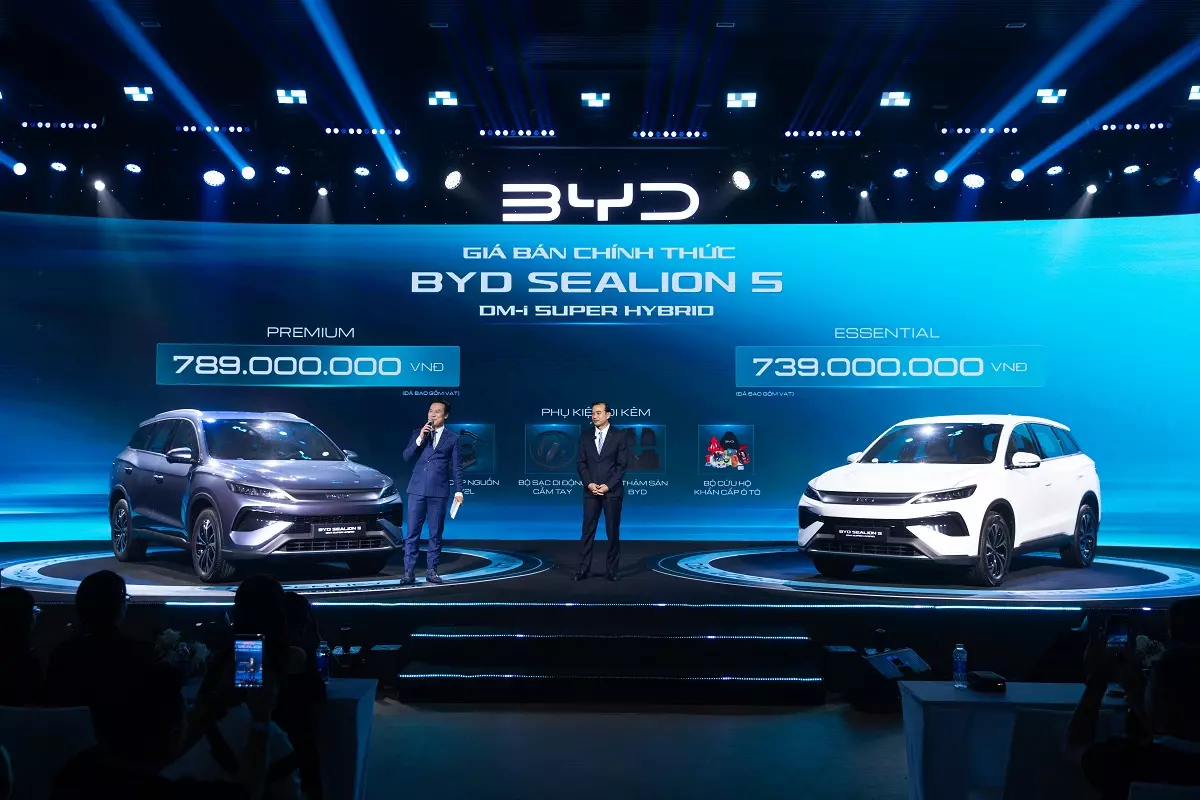 Chốt giá từ 659 triệu đồng, BYD Sealion 5 trở thành mẫu PHEV rẻ nhất Việt Nam - Ảnh 1.
