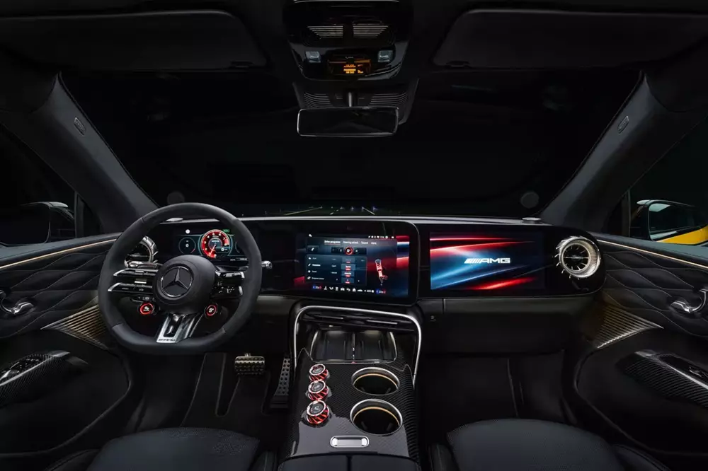 mercedes-amg-gt-suv-56-c2e9 Khoang lái của Mercedes-AMG GT SUV