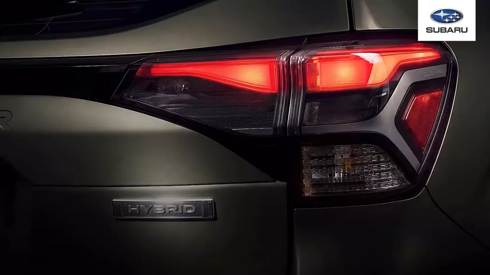 subaru-forester-e-boxer-hybrid-3-fda5 Subaru Forester e-Boxer Hybrid sở hữu động cơ tiết kiệm xăng hơn